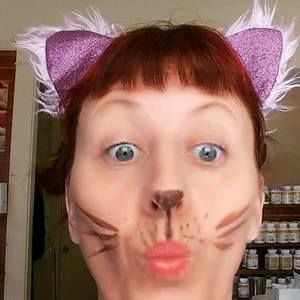 Meet your Posher, Karin